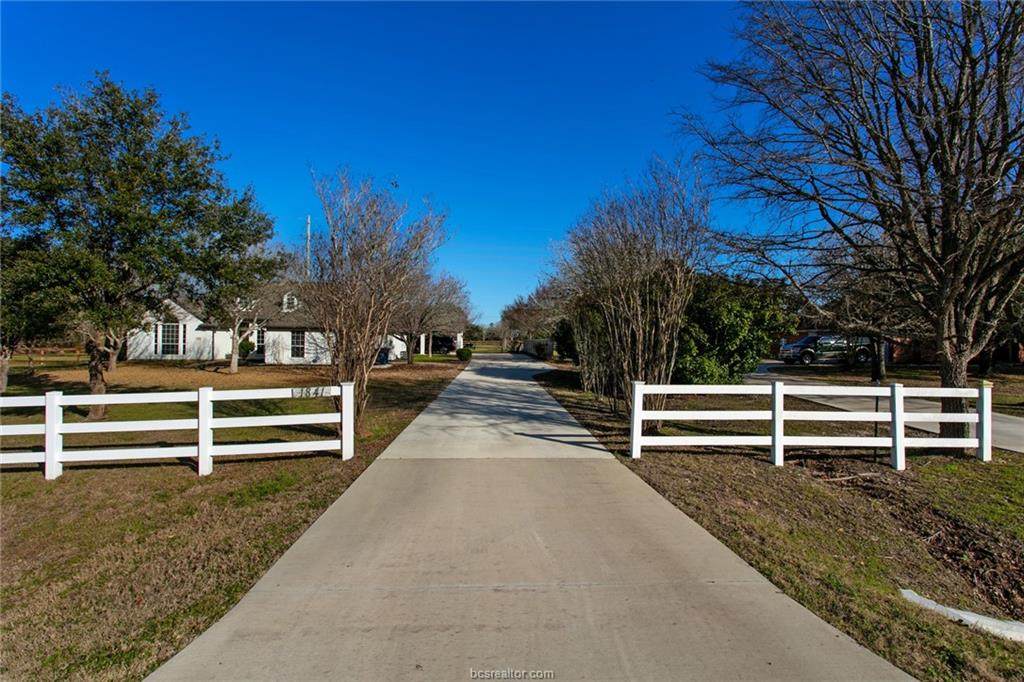 1841 Arrington Road - Photo 1