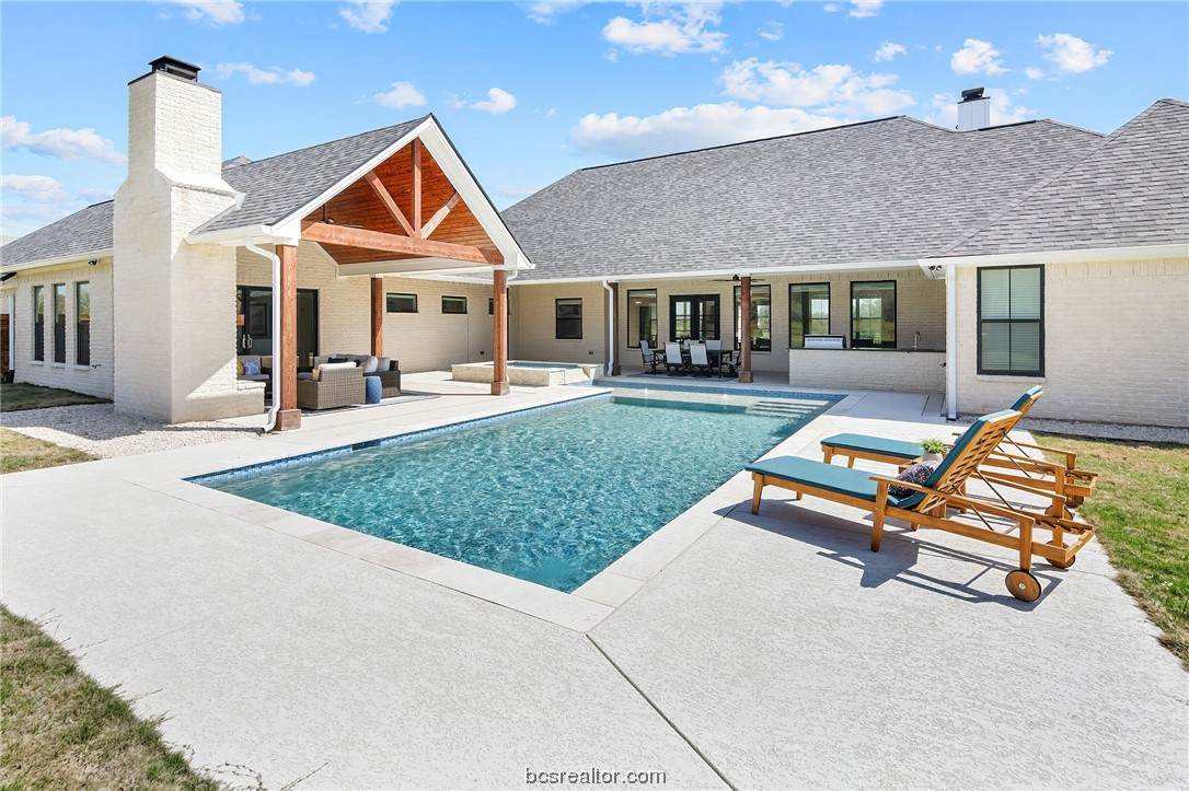5880 Rain Meadow Drive - Photo 1