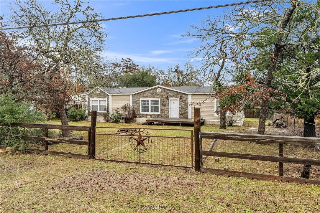 437 Barbara Lane - Photo 1