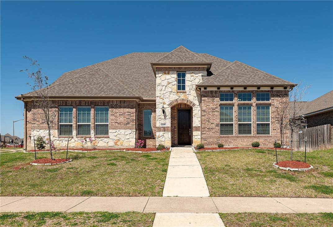 2708 Stronghold Cove - Photo 1