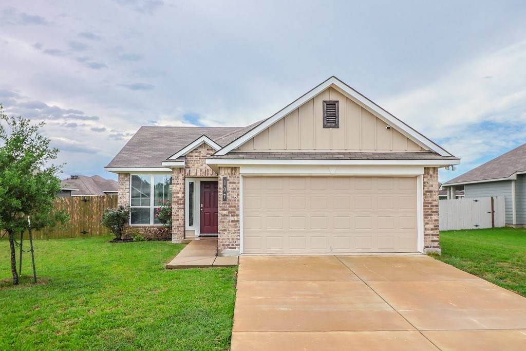 107 Meadow Lake Court - Photo 1