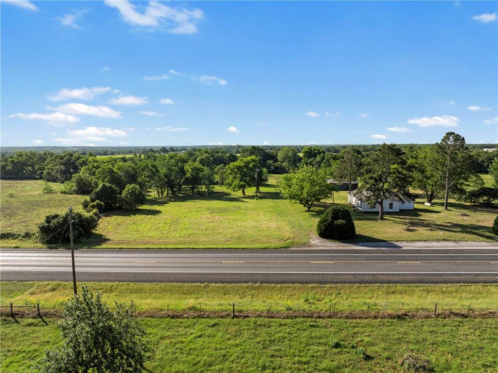 3009 Hwy 77 - Photo 1