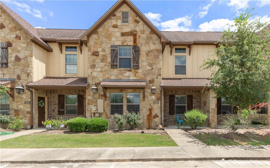 205 Capps Drive - Photo 1