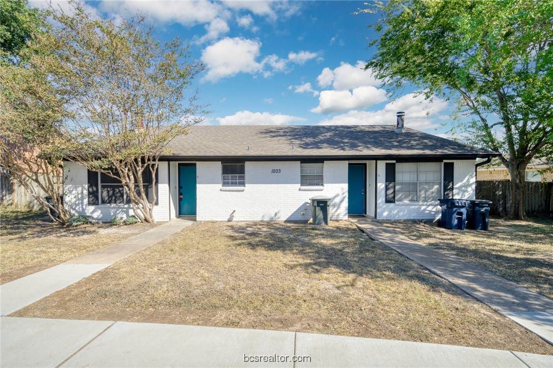 1203 Spring Loop - Photo 1