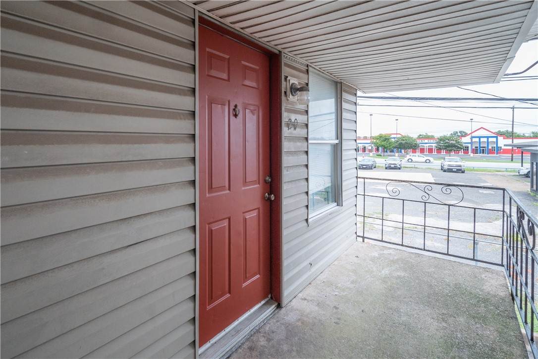 401 Lake Street - Photo 1