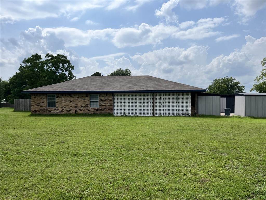 3 Edgewood Drive - Photo 1