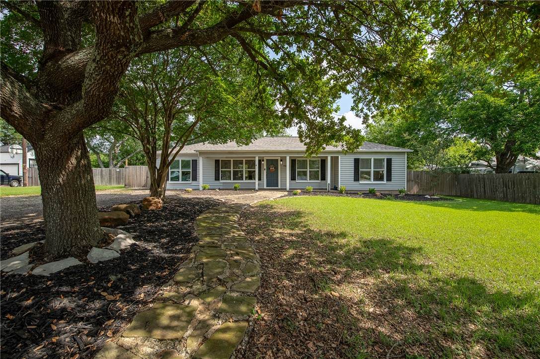 750 Garden Acres Boulevard - Photo 1