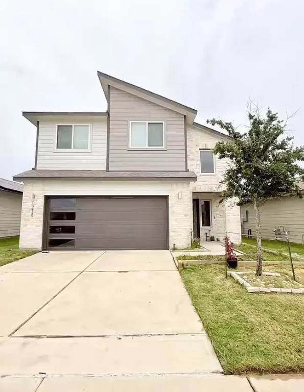 1218 Amistad Loop - Photo 1