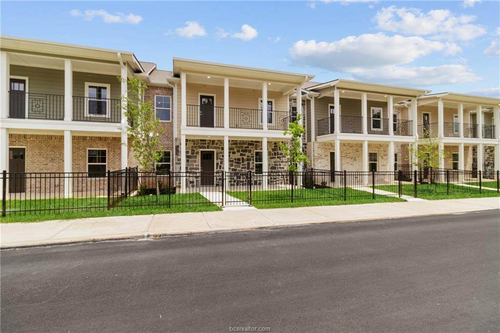 4013 Aspen Street - Photo 1
