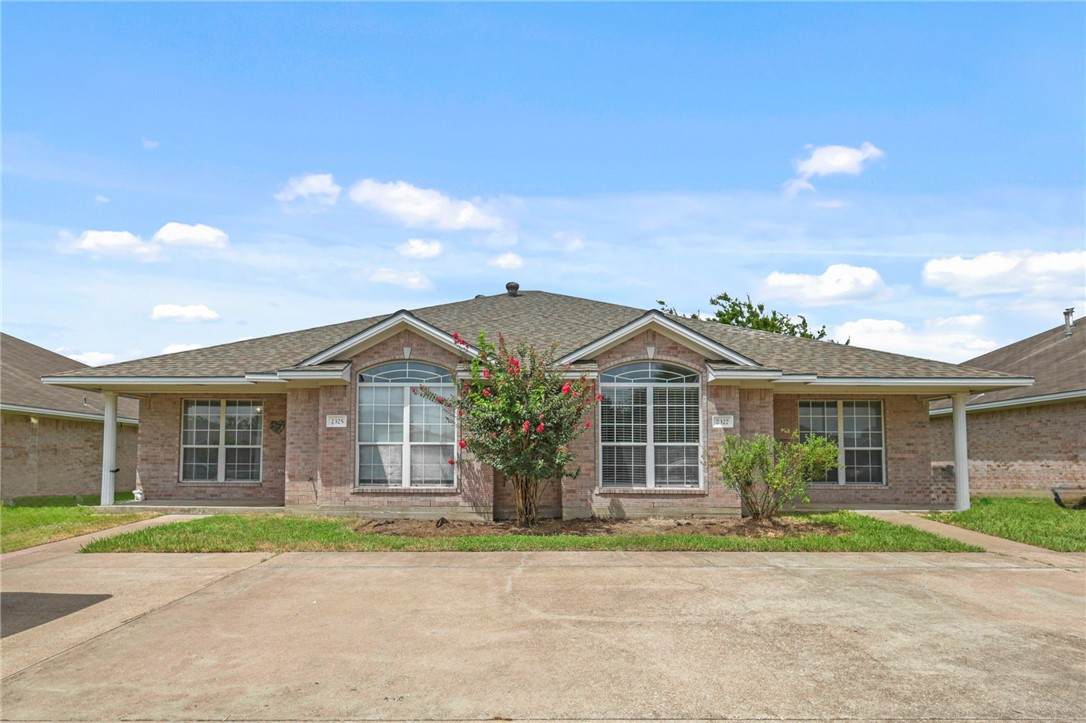 2325-2327 Axis Court - Photo 1