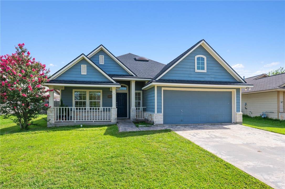 3902 Bridgeberry Court - Photo 1