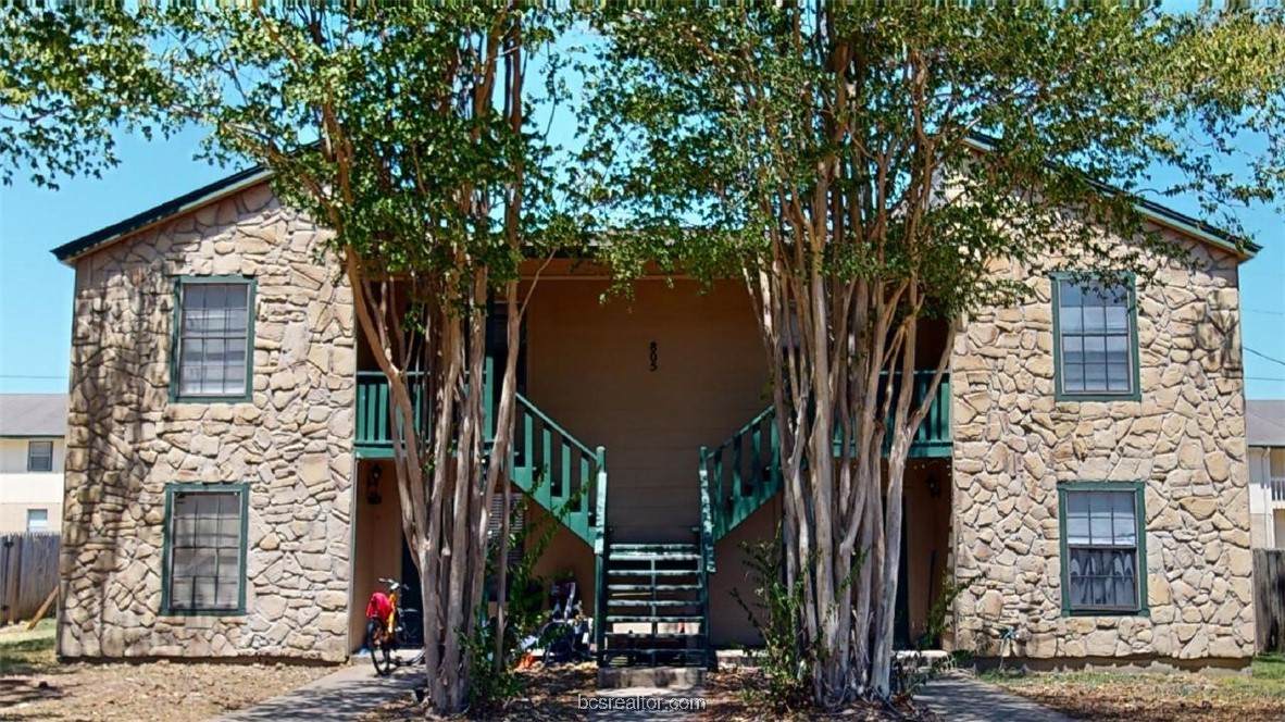 805 San Pedro Drive - Photo 1