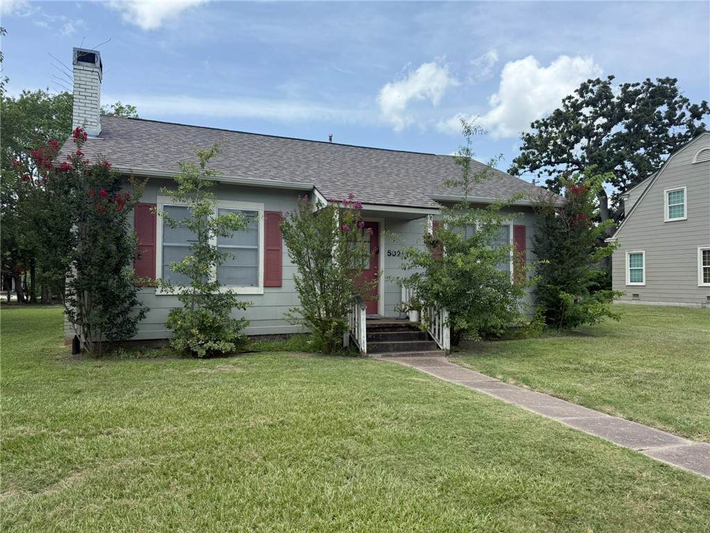 502 Ayrshire Street - Photo 1