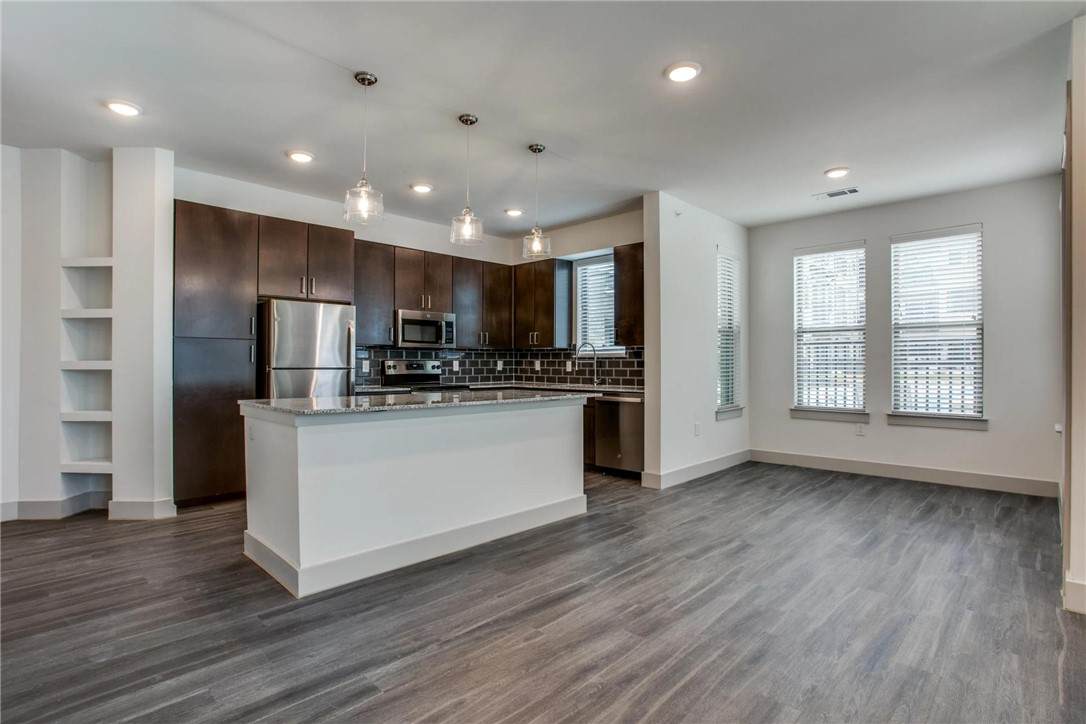 950 Town Lake Drive - Photo 1