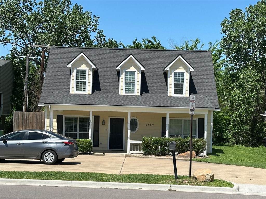 1523 Park Place - Photo 1