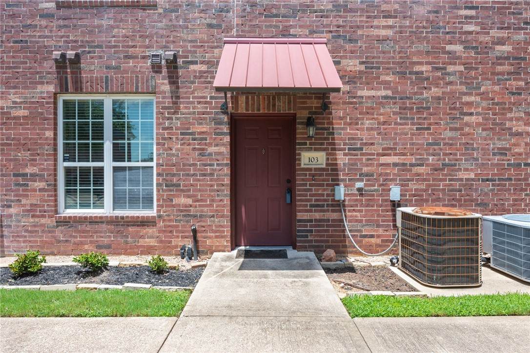 801 Luther Street - Photo 1
