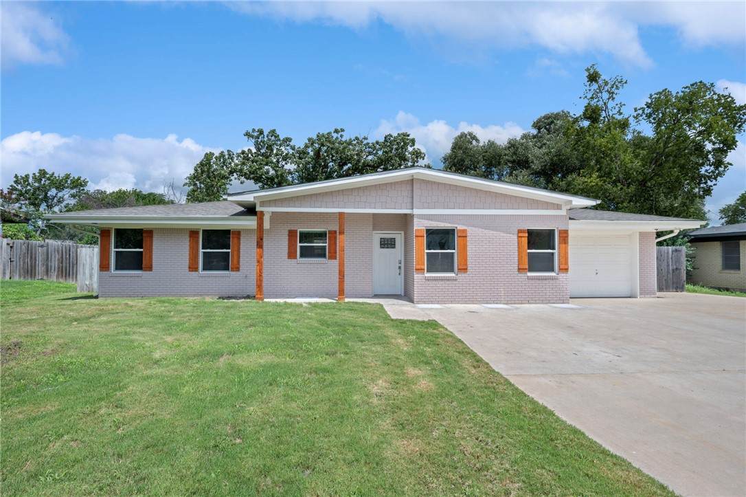 304 Dunn Street - Photo 1