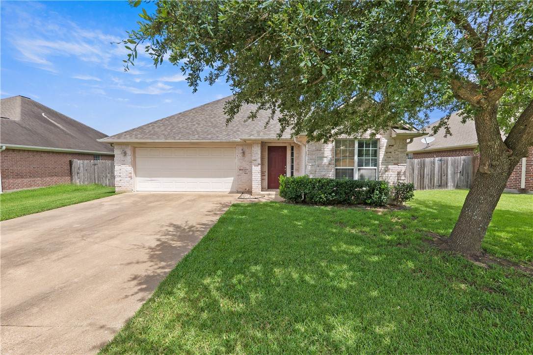 1013 Gardenia Street - Photo 1