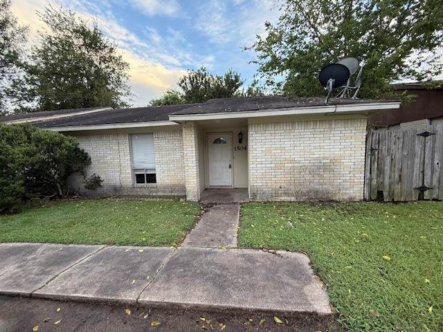 1504 Hawk Tree Drive - Photo 1