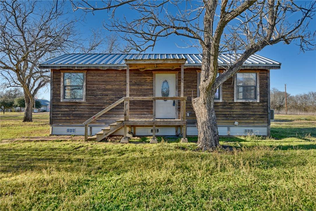 320 Gulf Avenue - Photo 1