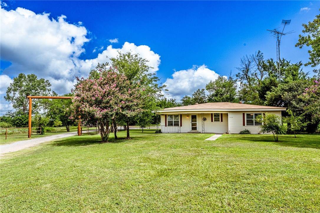 12224 Jinkins Road - Photo 1