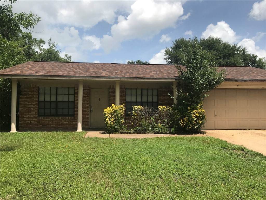 4012 Shawnee Circle - Photo 1