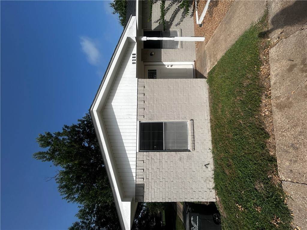 1609 Cloverdale Court - Photo 1