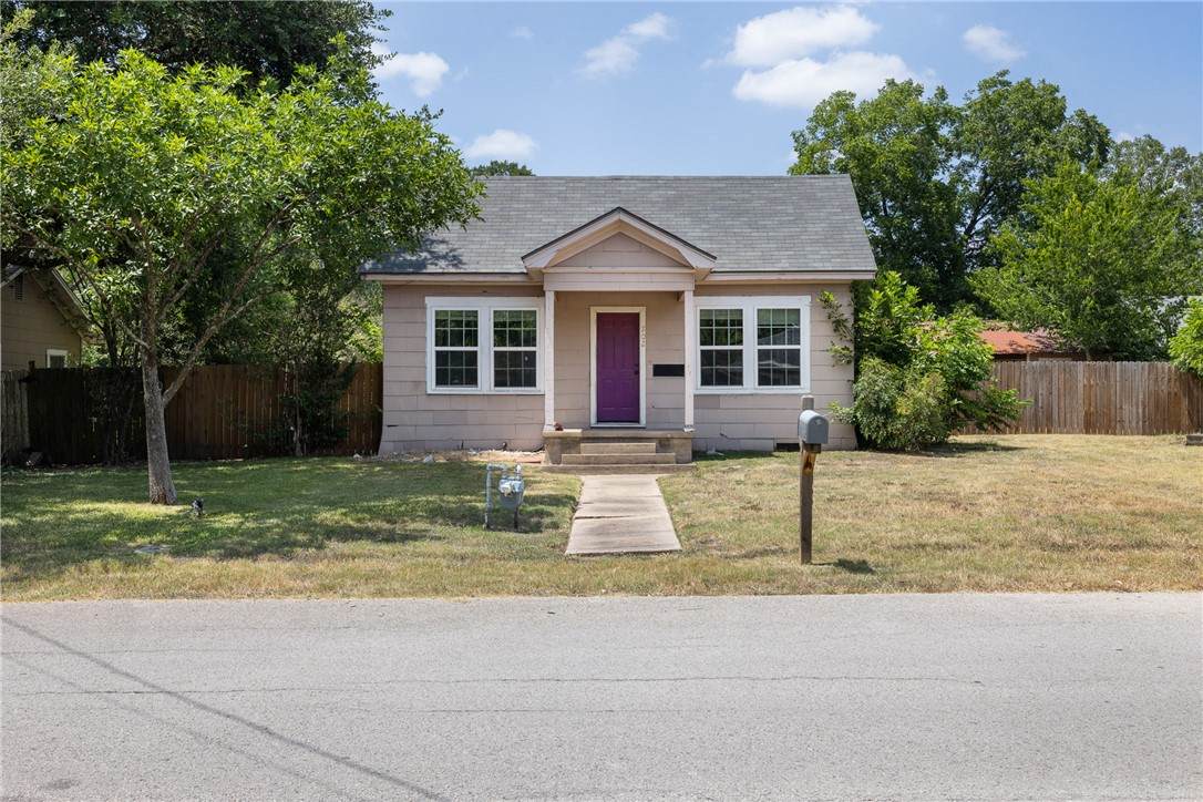 202 Duncan Street - Photo 1