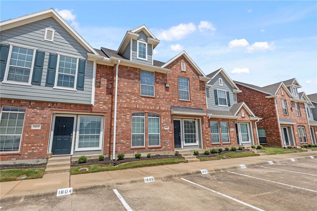 1001 Krenek Tap Road - Photo 1