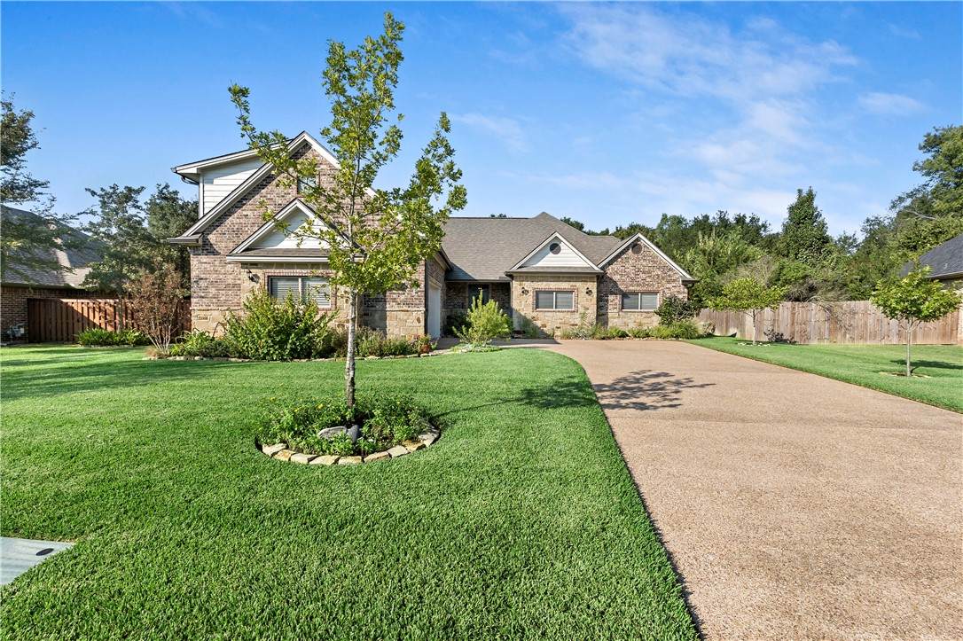 2923 Ambrose Drive - Photo 1