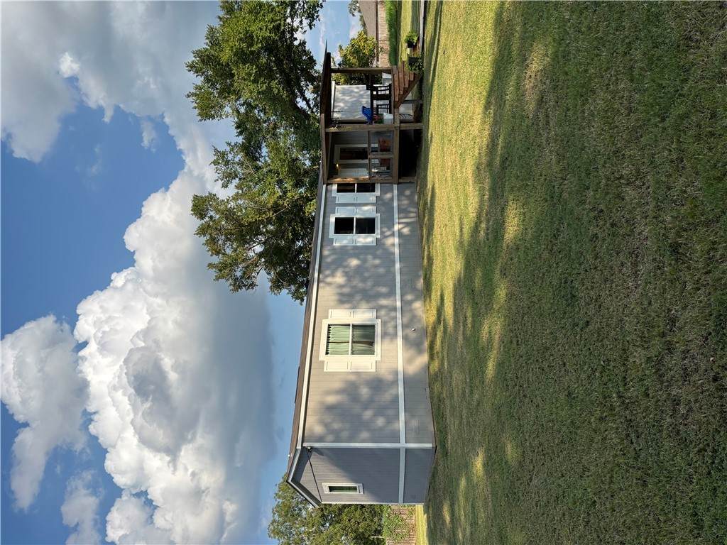 101 Edwards Street - Photo 1