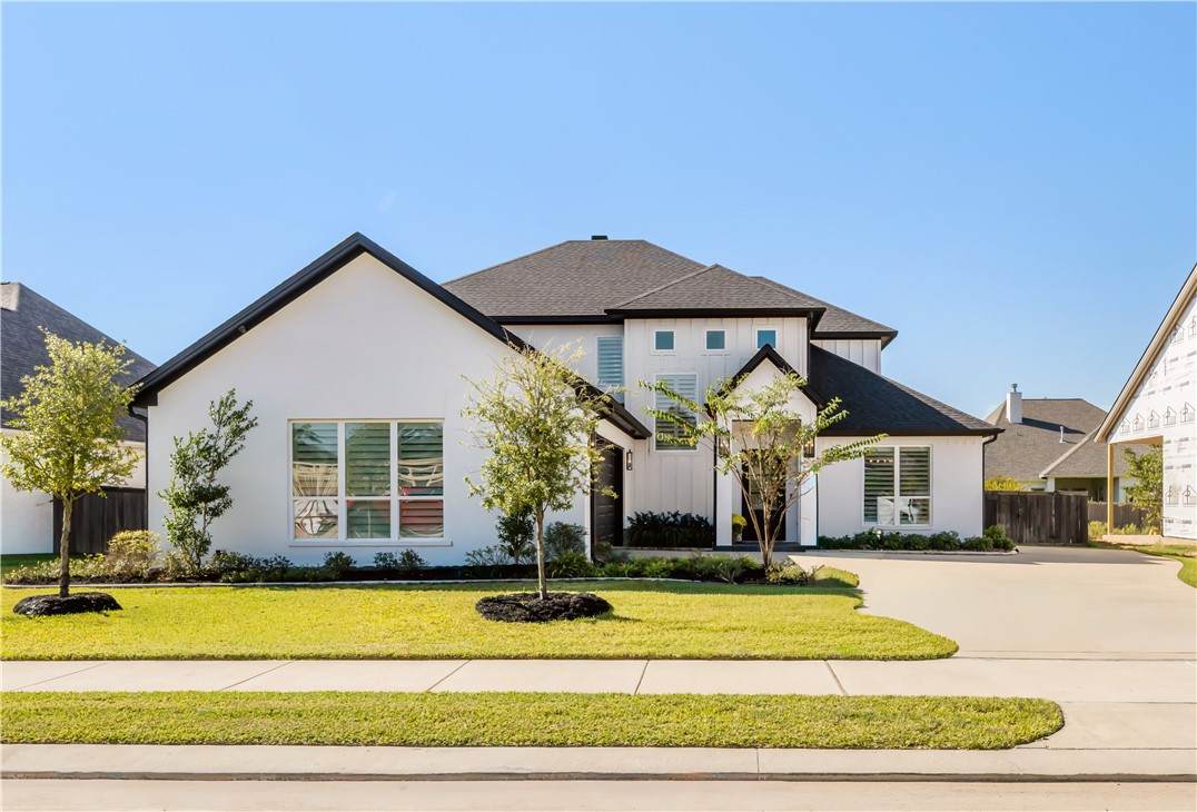 2033 Pebble Bend Drive - Photo 1