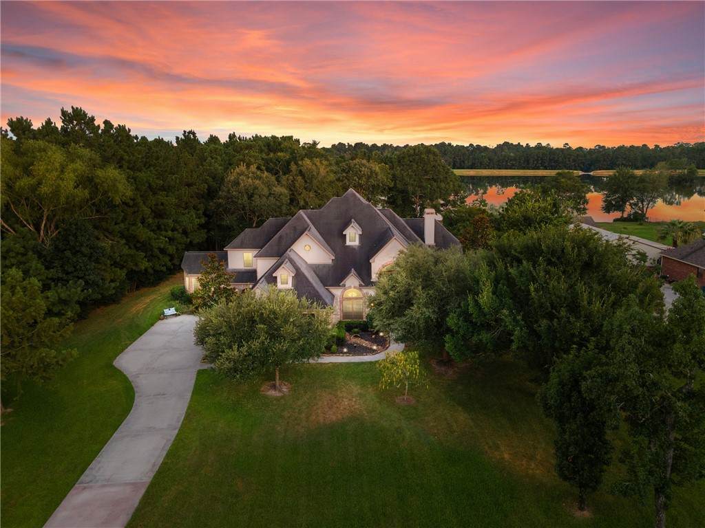 11376 Majestic Drive - Photo 1