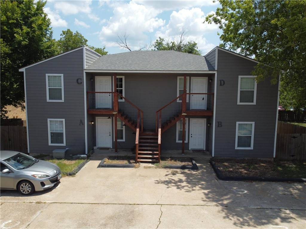 310 Manuel Drive - Photo 1