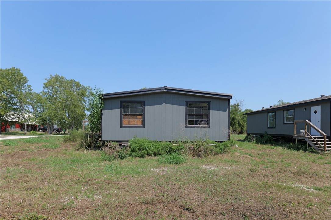 732F Rogers Street - Photo 1