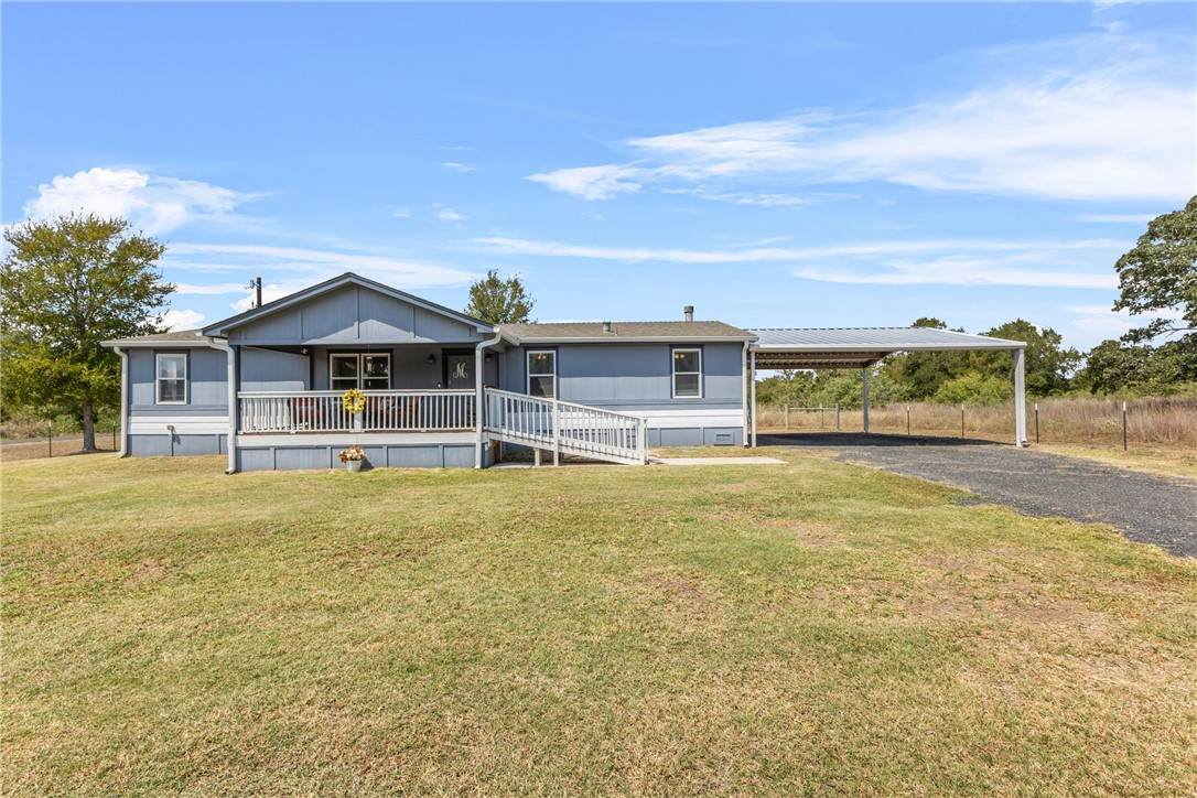 340 Alvina Ulich Street - Photo 1