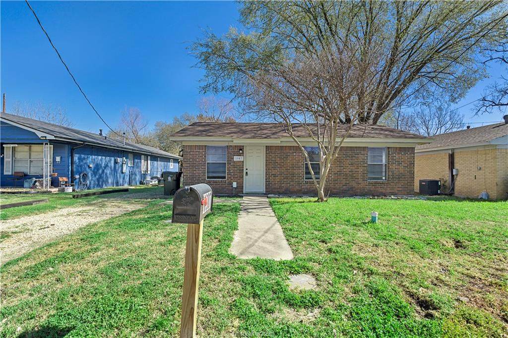 1907 Orman Street - Photo 1