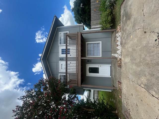 702 Swiss Court - Photo 1