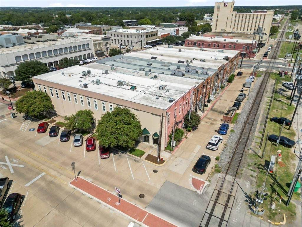 106 26th Street - Photo 1