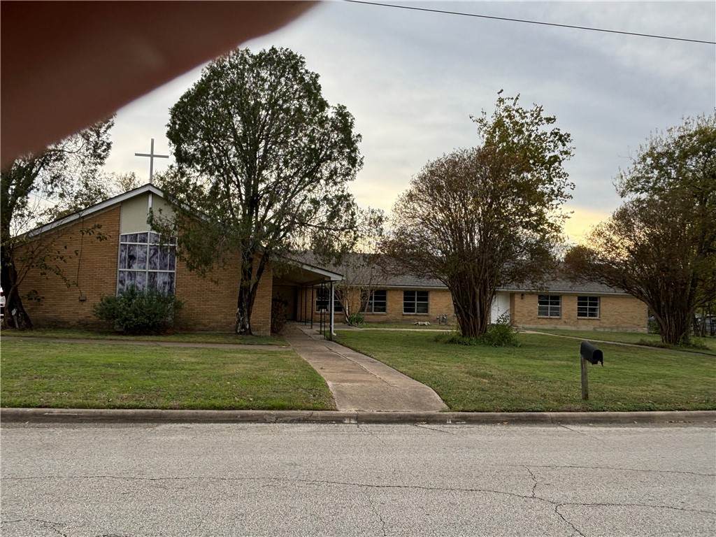 505 Boulevard Street - Photo 1