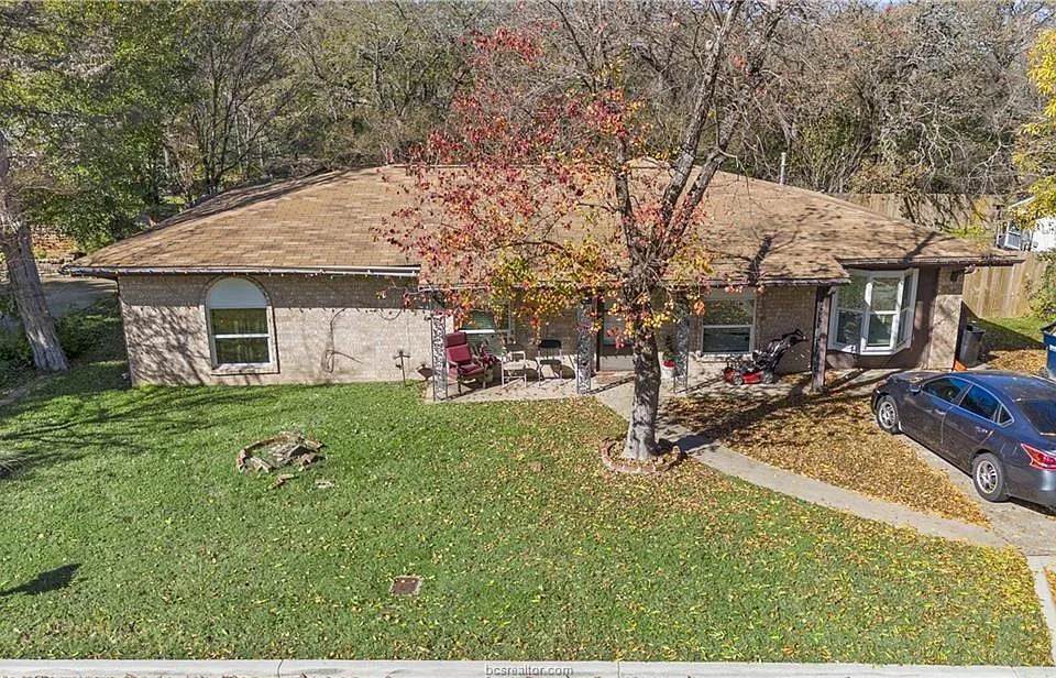 1408 Magnolia Drive - Photo 1