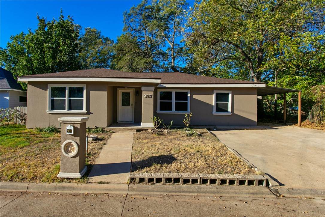 903 Travis Street - Photo 1