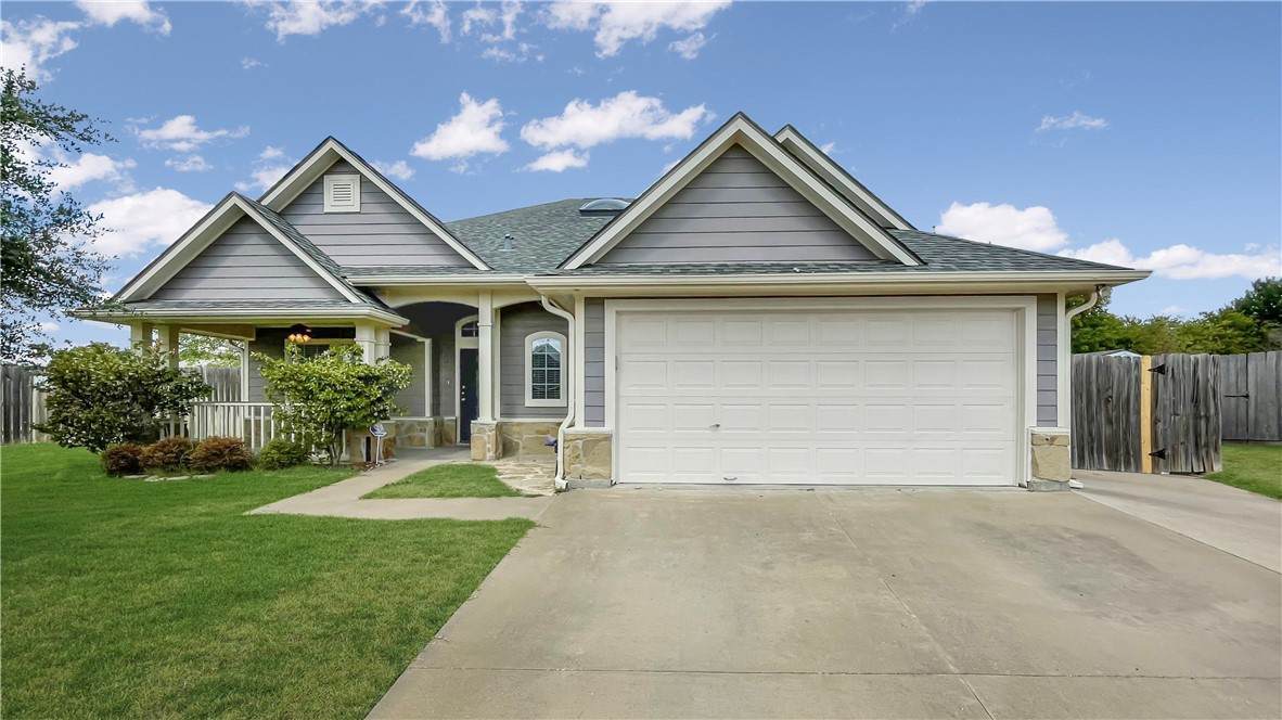 2701 Lynnwood Court - Photo 1