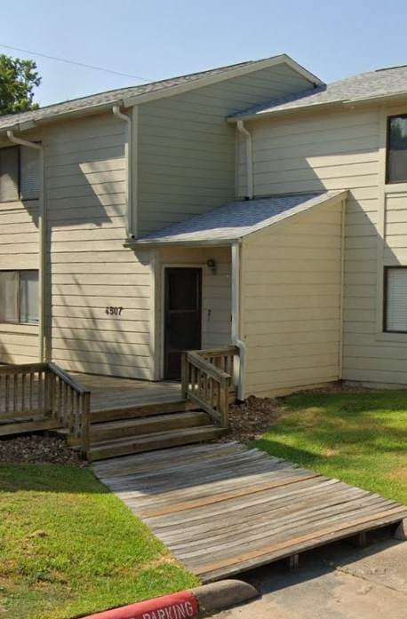 4507 Carter Creek Parkway - Photo 1