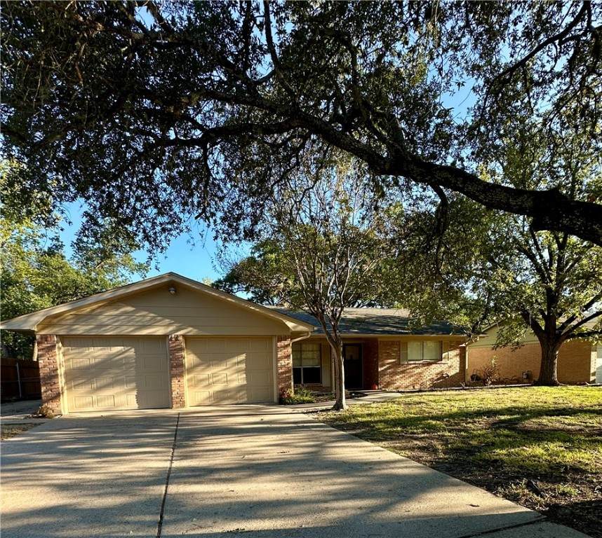 1202 Goode Drive - Photo 1