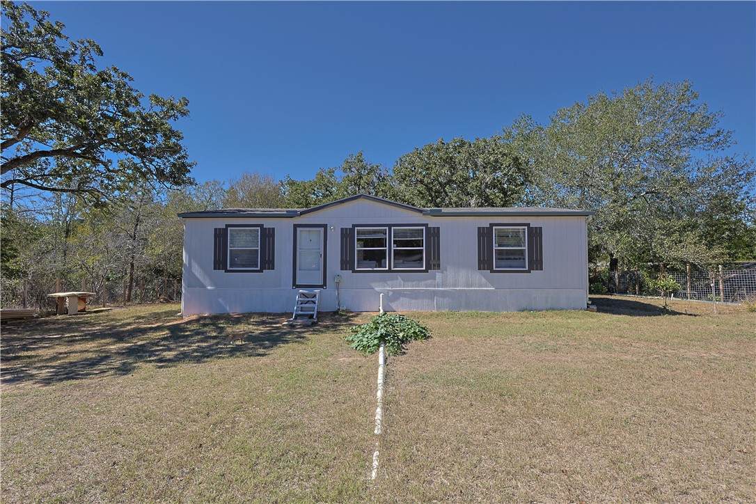 100 Tanglewood - Photo 1