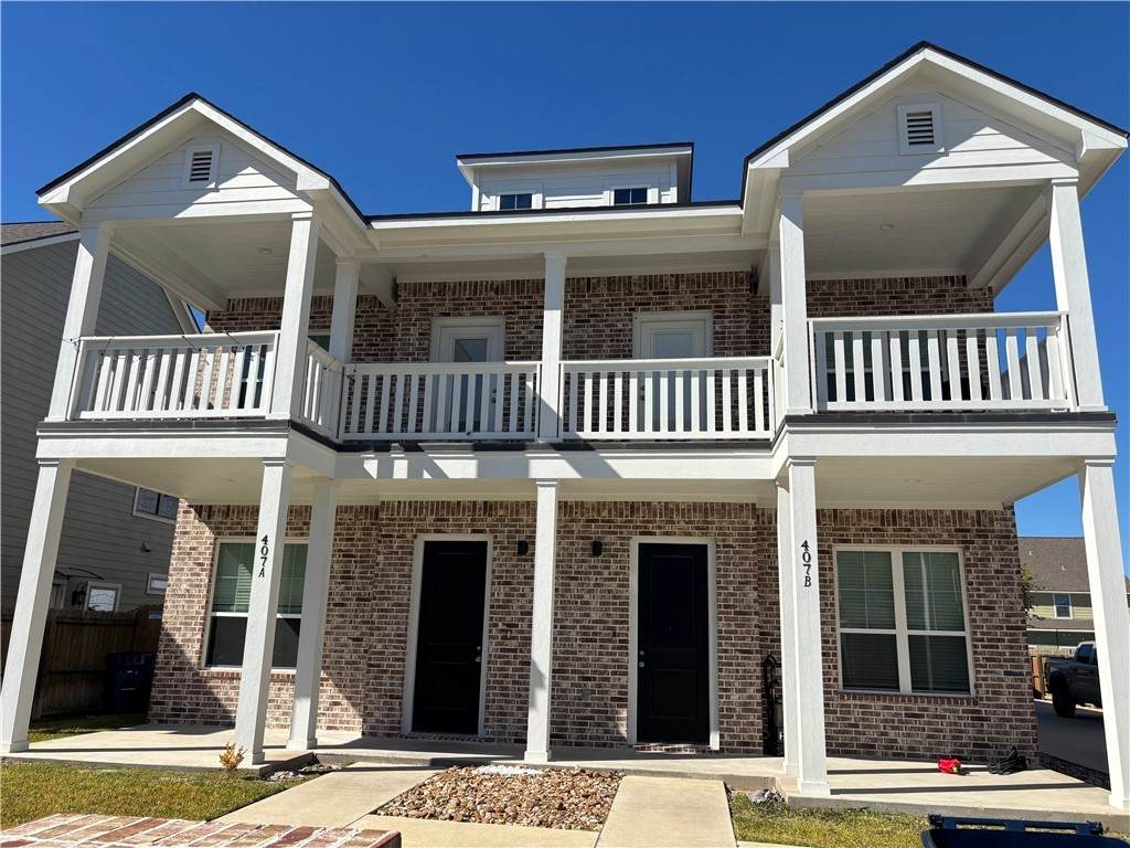 407 Ash Street - Photo 1