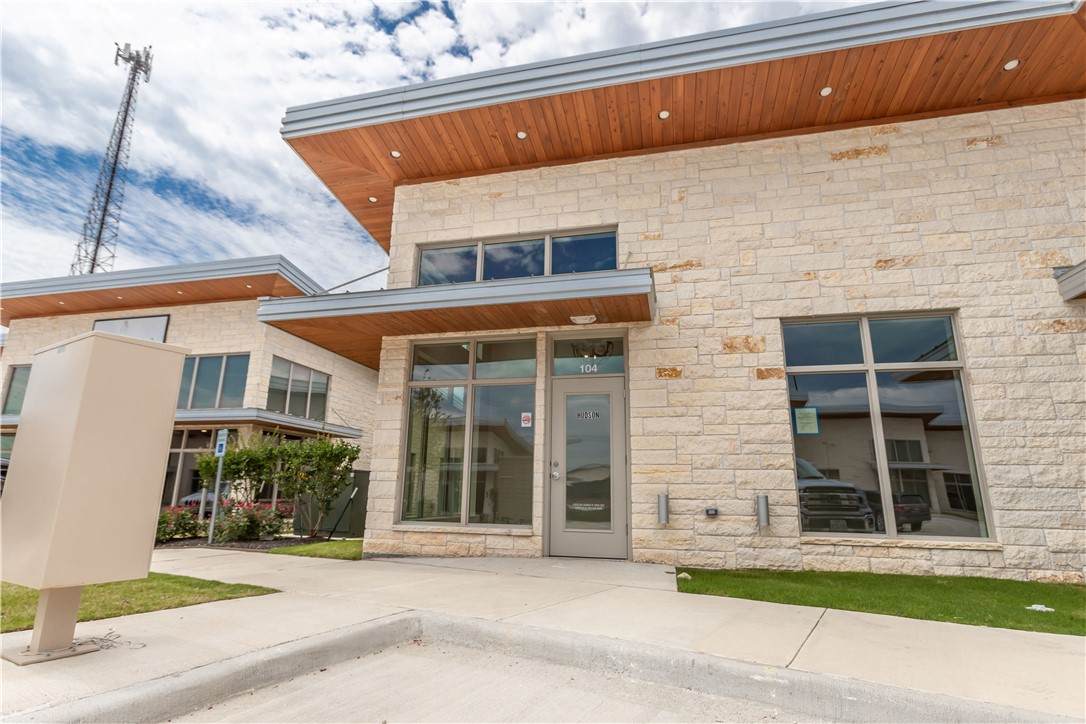 1645 Greens Prairie Rd - Photo 1