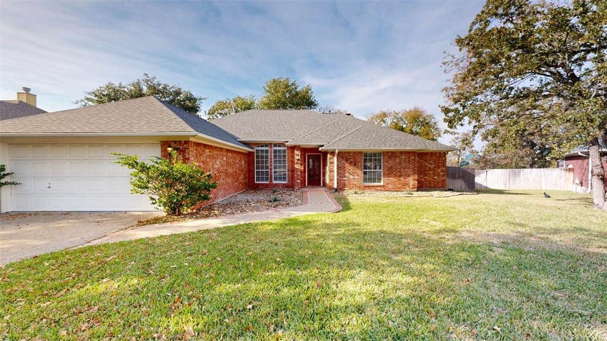 1803 Fernhaven Circle - Photo 1