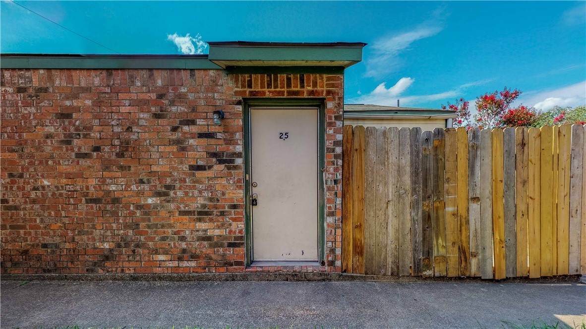 725 Peppertree Drive - Photo 1